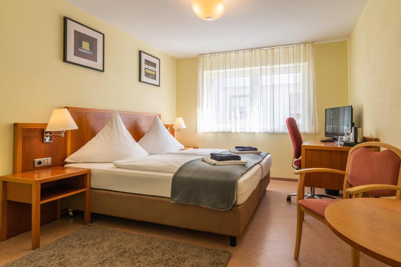 Hotel Am Kirchplatz Uberlingen Dış mekan fotoğraf